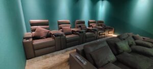 Best Luxury Seating Options for a Custom Home Theater in Dubai